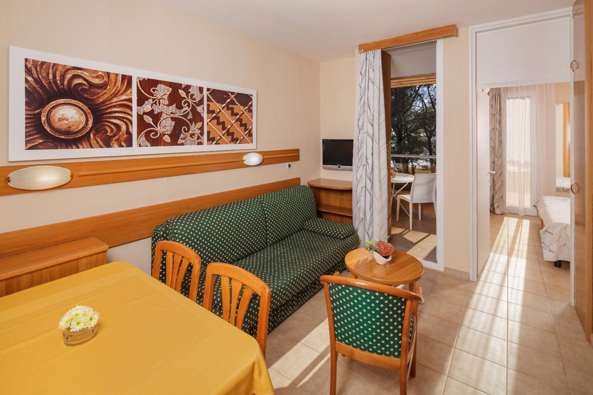 Apartments Stella Plava Laguna Умаг Екстер'єр фото