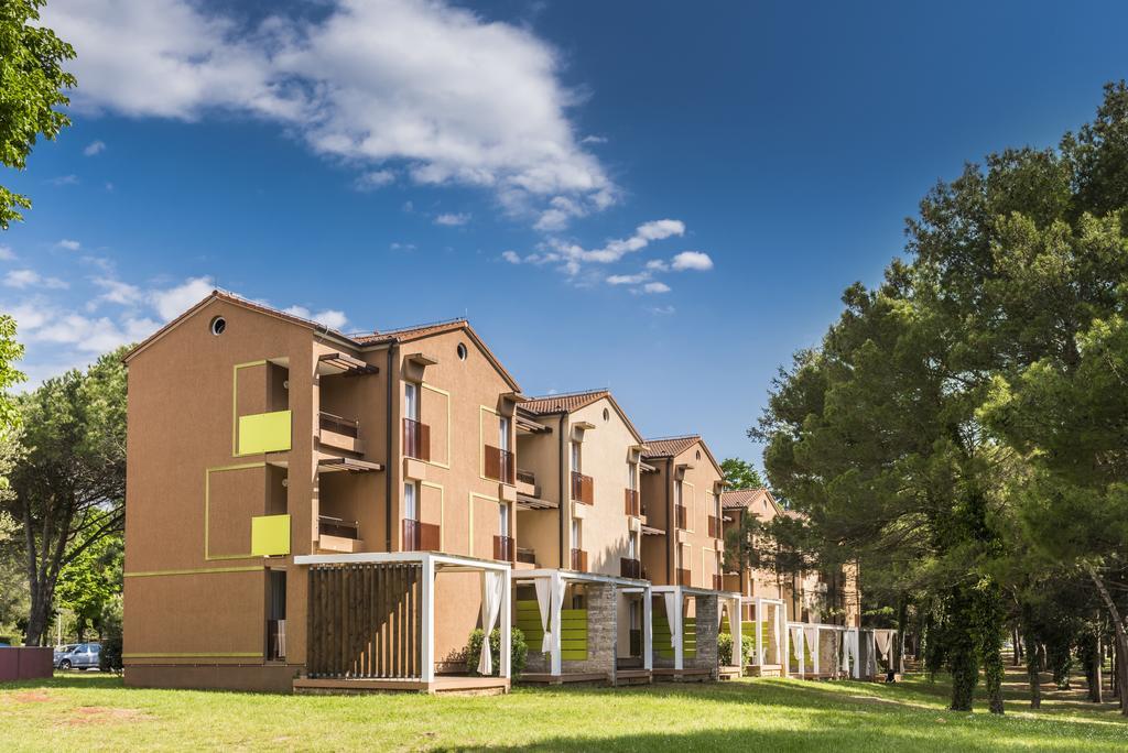 Apartments Stella Plava Laguna Умаг Екстер'єр фото